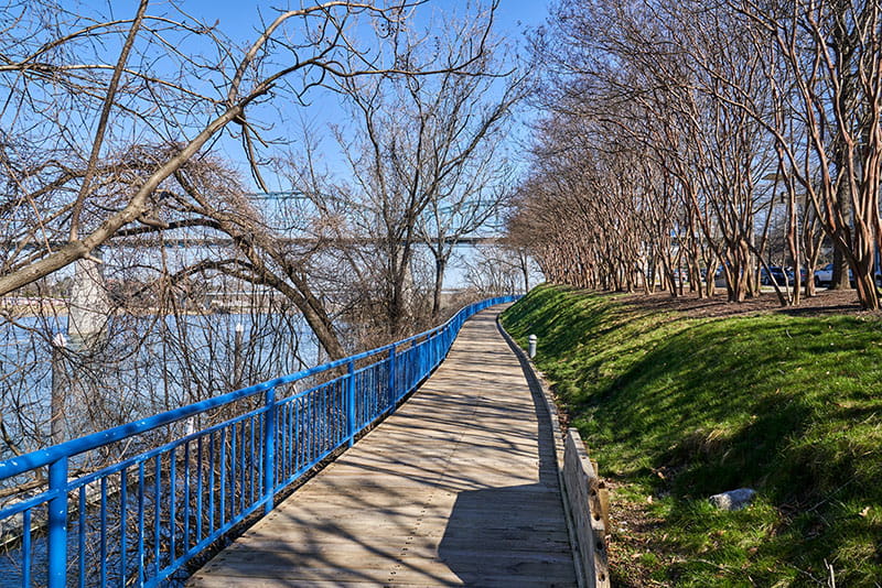 Scenic View of riverwalk along the Chattanooga Tennessee